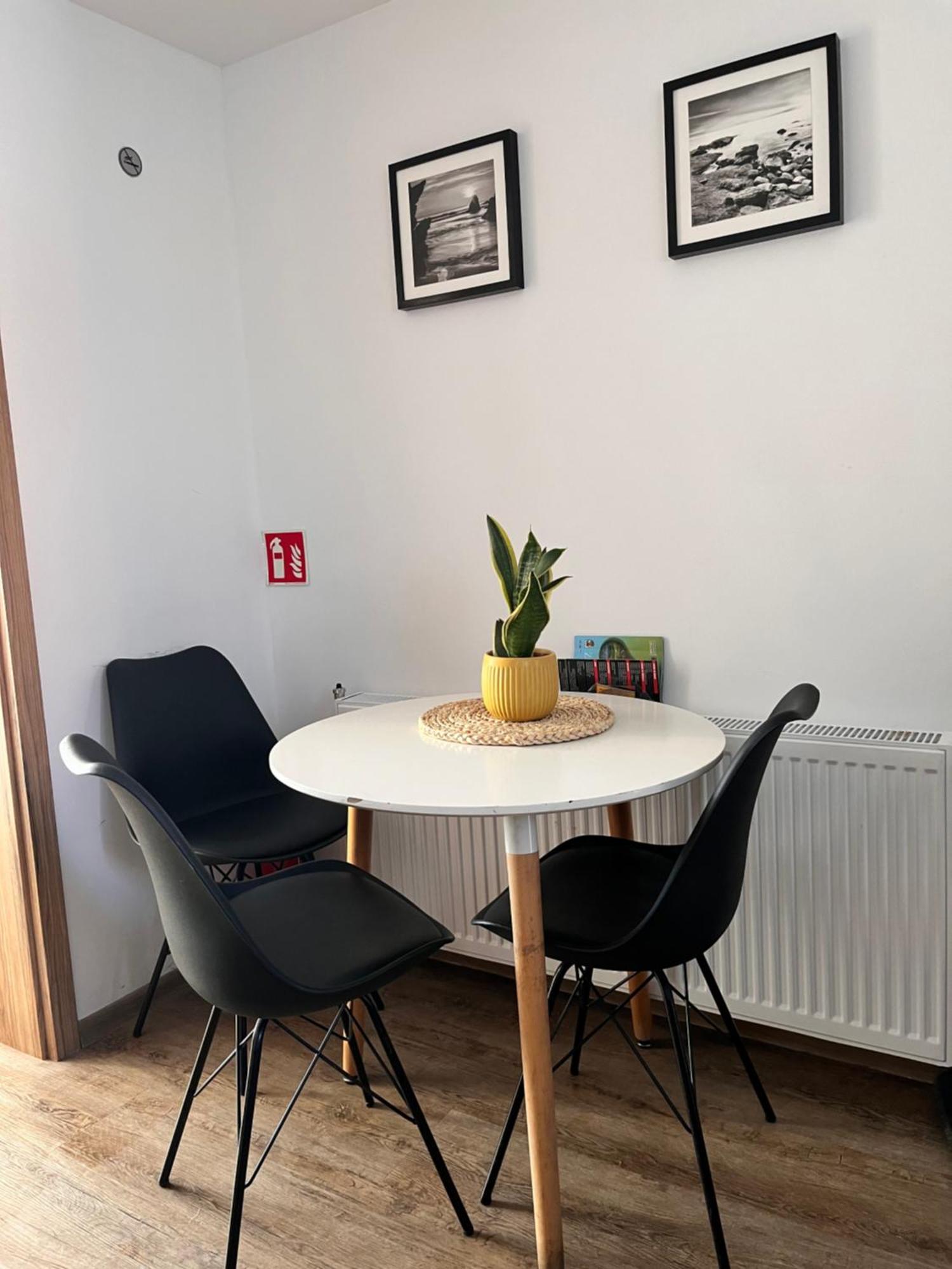 Apartament Numer 1, Dwie Sypialnie Dwa Lozka Ожиш Экстерьер фото